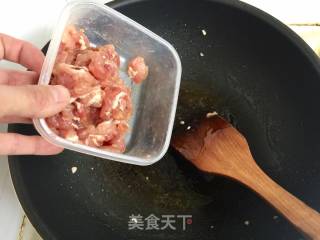 笋衣香菇炒肉的做法步骤：5