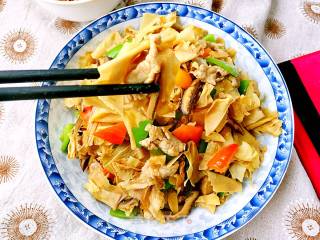 笋衣香菇炒肉的做法步骤：19