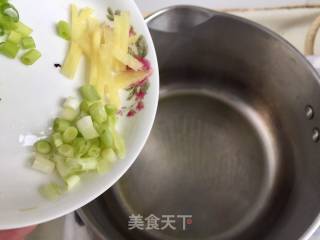 虾皮木耳冬瓜汤的做法步骤：3