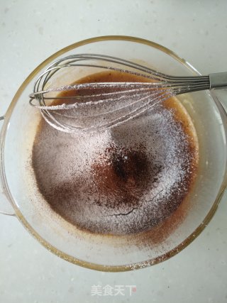 摩卡酥粒巧克力蛋糕卷的做法步骤：14