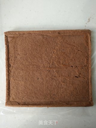 摩卡酥粒巧克力蛋糕卷的做法步骤：21