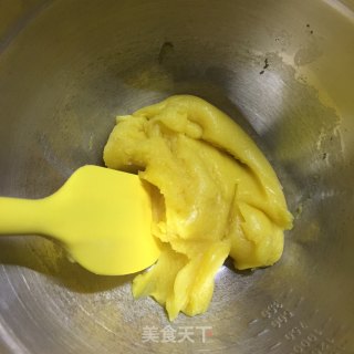 圣诞快乐泡芙，把圣诞老公公吃进嘴里的做法步骤：4