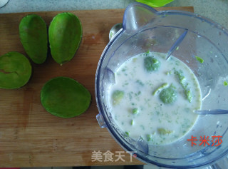 无油无糖牛油果核桃软欧的做法步骤：2