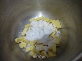 椰丝圈圈饼干的做法步骤：2