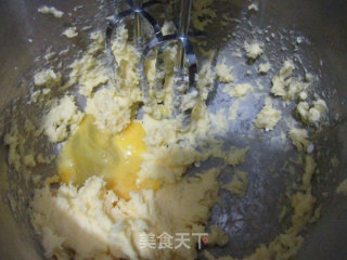 椰丝圈圈饼干的做法步骤：3