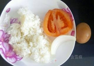 西红柿蛋炒饭的做法步骤：1