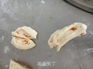 辣酱花卷的做法步骤：4