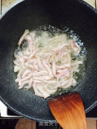 糖醋里脊的做法步骤：4
