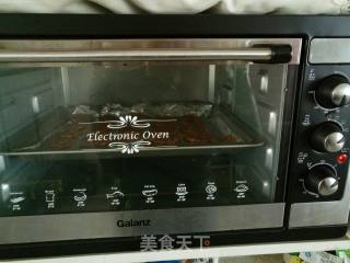 燕麦片红糖饼干《燕麦脆饼》
一分钟教你学会做饼干的做法步骤：8