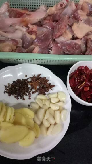 芷江鸭的做法步骤：2