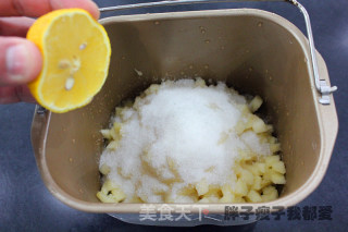 苹果吃不完咋办？教你妙招！苹果果酱的做法步骤：4