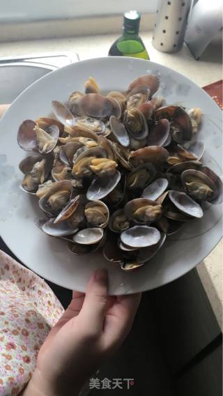 自制鲜美小贝壳的做法步骤：1