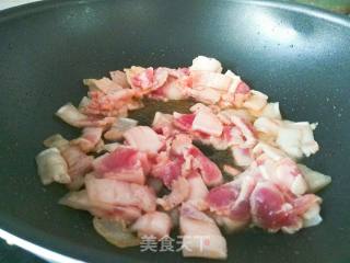 辣白菜炒五花肉的做法步骤：4