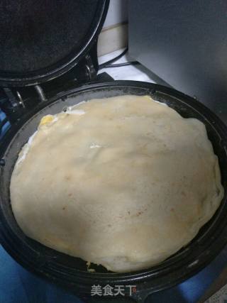 家庭版鸡蛋灌饼的做法步骤：7