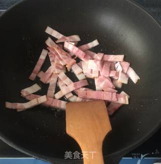 超好吃的大孔奶酪咸蛋糕的做法步骤：4