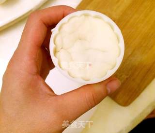 冰皮月饼的做法步骤：10