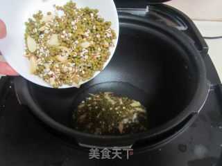 绿豆薏米百合羹的做法步骤：3