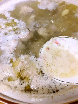 白果莲子鸡汤的做法步骤：3