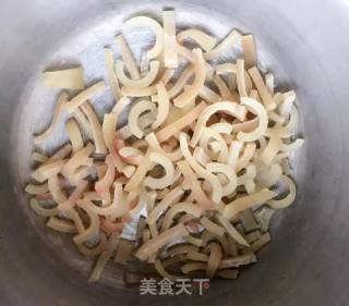 养颜肉皮冻的做法步骤：6