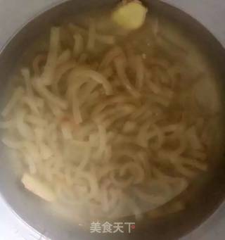 养颜肉皮冻的做法步骤：7