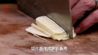 金衣白玉，蔬中一绝的【三鲜冬笋丝】的做法步骤：1