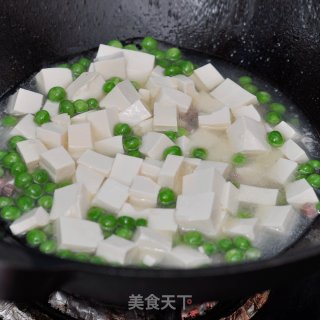 青豆火腿烩豆腐的做法步骤：3