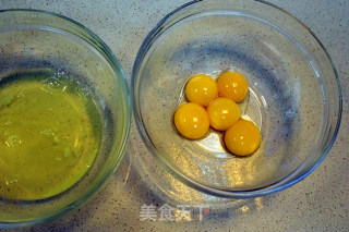樱花蛋糕卷  德普烘焙实验室的做法步骤：2