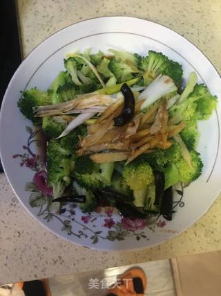 油浸西兰花的做法步骤：5