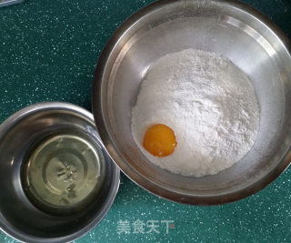香蕉牛奶松饼的做法步骤：2