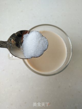 椰汁奶茶的做法步骤：5