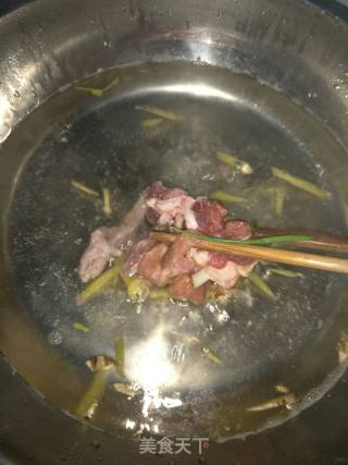 肉片火锅汤的做法步骤：3
