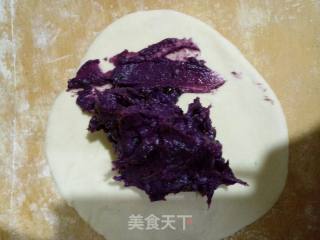 《香甜咸紫薯酱馒头切片》紫薯酱馒头的做法步骤：4