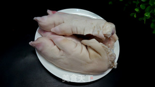 猪蹄冻----高逼格新年宴客菜的做法步骤：1