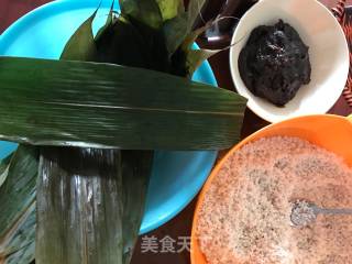 枣泥馅儿粽子的做法步骤：3