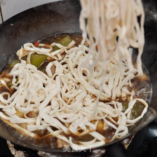排骨焖面的做法步骤：5