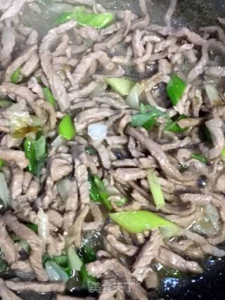 玉米面牛肉温面（韩式）的做法步骤：6