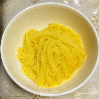 玉米面牛肉温面（韩式）的做法步骤：9