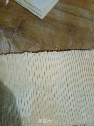 酸汤面的做法步骤：7