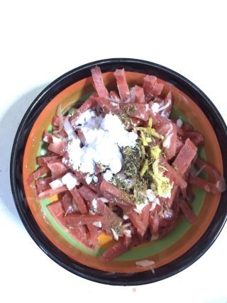 孜然炒肉的做法步骤：2