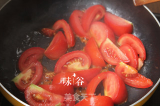 番茄牛尾汤的做法步骤：5