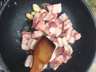 腐竹笋干烧肉的做法步骤：4