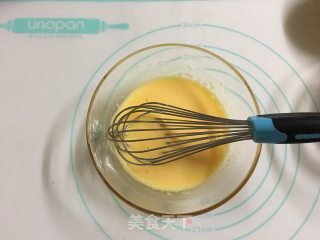 香蕉坚果戚风的做法步骤：5