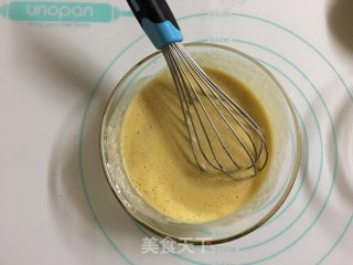 香蕉坚果戚风的做法步骤：6