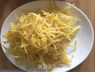 冬日甜蜜饮品——蜂蜜柚子茶的做法步骤：3