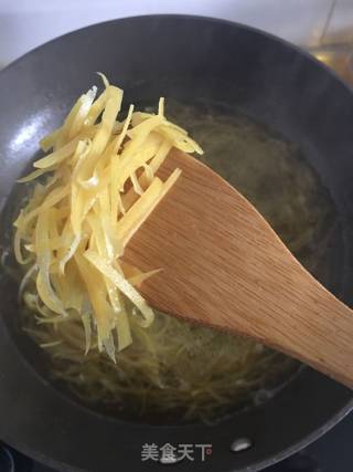 冬日甜蜜饮品——蜂蜜柚子茶的做法步骤：5