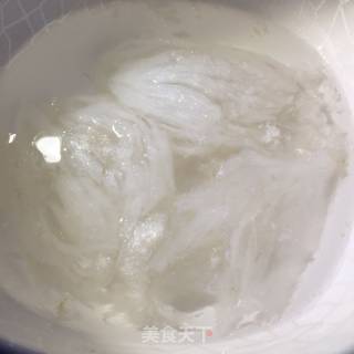 红枣冰糖炖燕窝的做法步骤：1