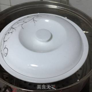 红枣冰糖炖燕窝的做法步骤：5