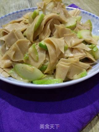 素炒西葫芦干豆腐~角瓜炒豆皮的做法步骤：5