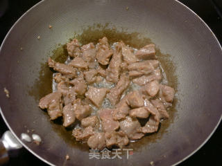 芦笋牛肉粒的做法步骤：3