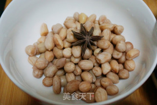 凉拌芹菜花生米的做法步骤：2